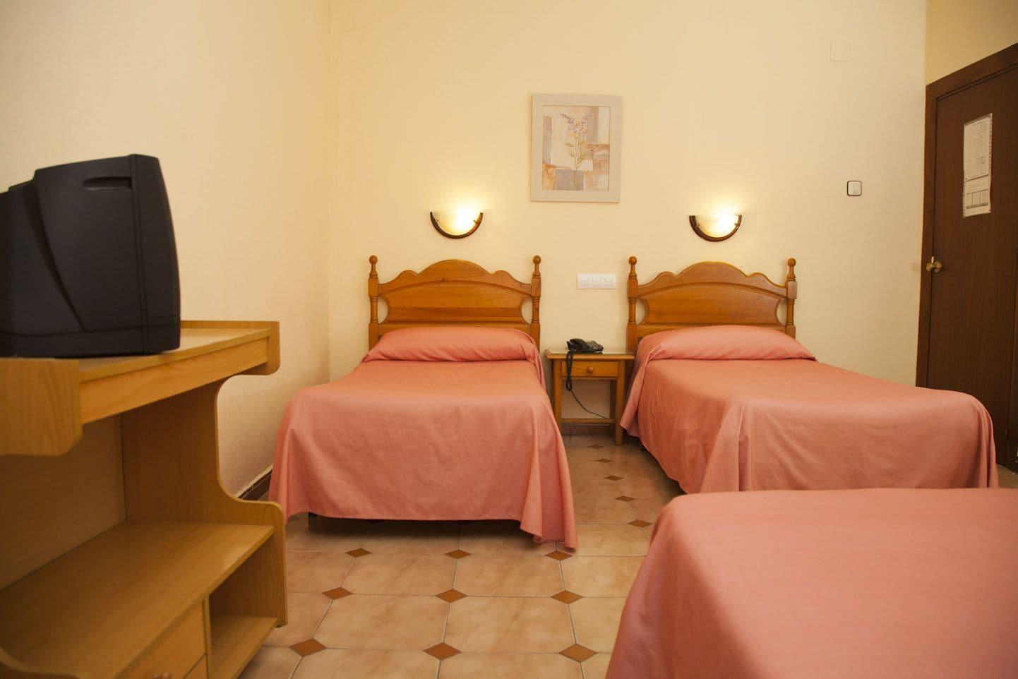 Hostal Paris La Línea de la Concepción エクステリア 写真